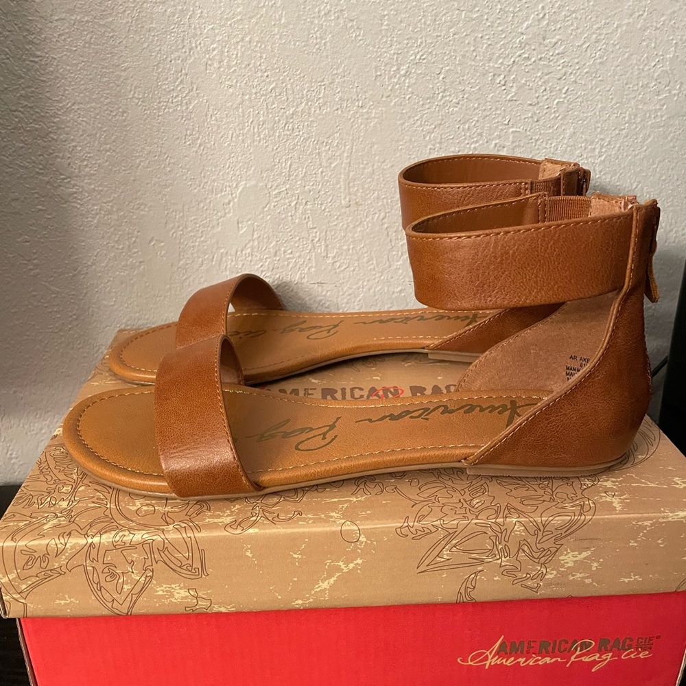 American Rag Women's Brown Sandals